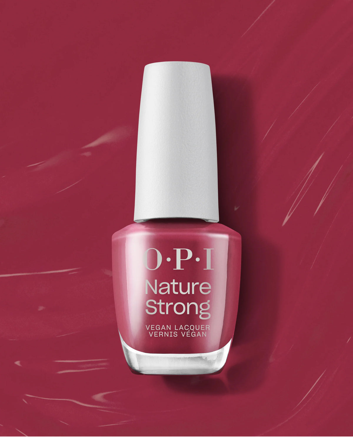 Nature Strong Vegan Nail Lacquer Give a Garnet