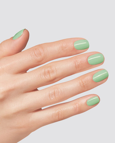 At-Home Gel Nail Polish Mint to Be