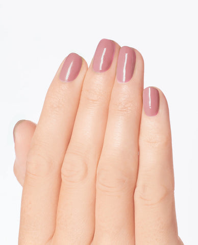 Gel Nail Polish Suzi Calls the Paparazzi