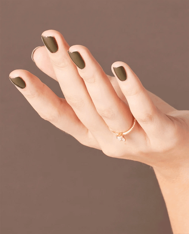 Gel Nail Polish Suzi - The First Lady of Nails